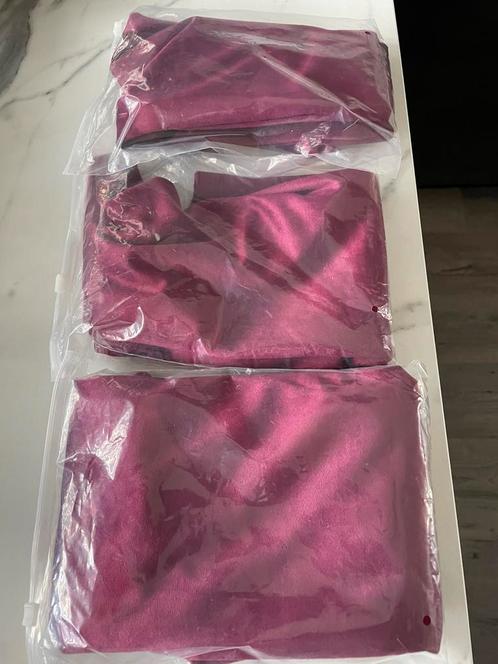 Kussenhoes wijnrood / paarsrood 45x45 nieuw velvet fluweel, Huis en Inrichting, Woonaccessoires | Kussens, Nieuw, Rood, Vierkant