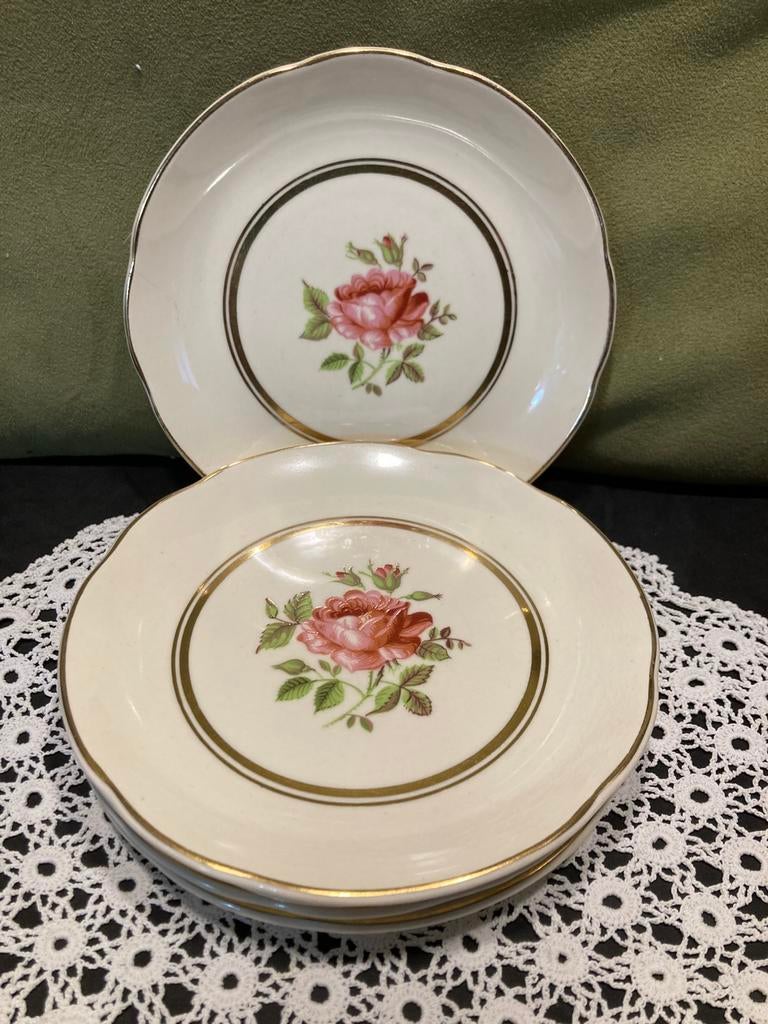 Gebaksbordje Plateel Gouda (260126c), Ophalen of Verzenden, Zo goed als nieuw, Aardewerk, Overige stijlen