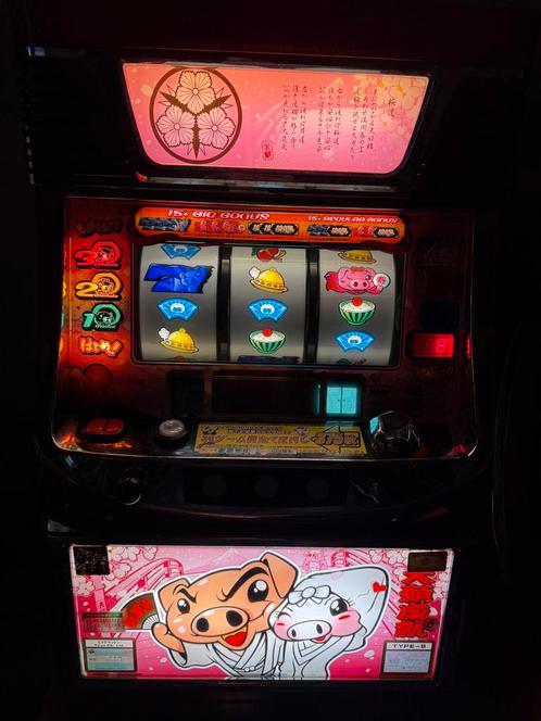 Japanse pachislo gokkast van Taiyo incl genoeg tokens., Verzamelen, Automaten | Gokkasten en Fruitautomaten, Gebruikt, Overige munten