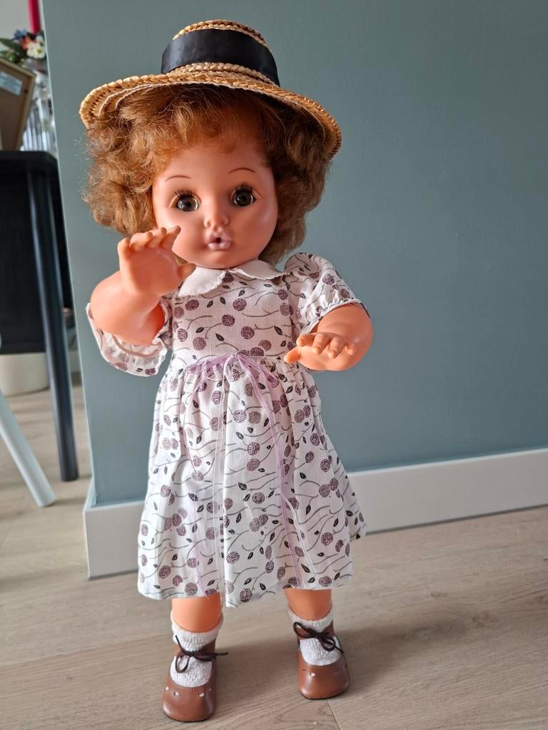 Bella pop, 50 cm, Verzamelen, Poppen, Ophalen of Verzenden, Gebruikt, Pop