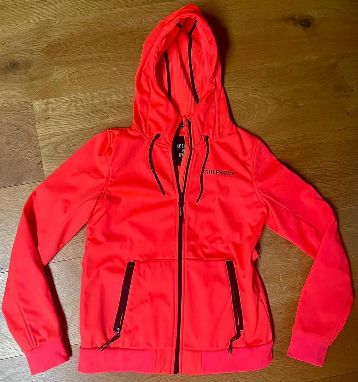 Softshell damesjas, Superdry, orange neon, maat 38, Kleding | Dames, Jassen | Winter, Zo goed als nieuw, Maat 38/40 (M), Oranje