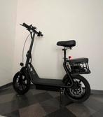 Elektrische step + lock anti-theft, Fietsen en Brommers, Steps, Ophalen, Zo goed als nieuw, Elektrische step (E-scooter), Aovopro