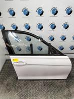 B.M.W. 3 SERIES F30LCI 318d High Exec. [R_FRONT_DOOR] 2017, Rechts, Gebruikt, Deur, Ophalen of Verzenden
