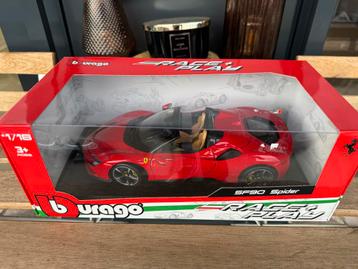 Burago Ferrari SF90 Spider 1/18 - Nieuw in Doos beschikbaar voor biedingen