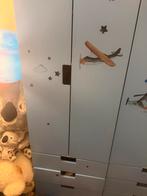 Leuke kinderkledingkast met vliegtuigjes, Ophalen of Verzenden, Zo goed als nieuw