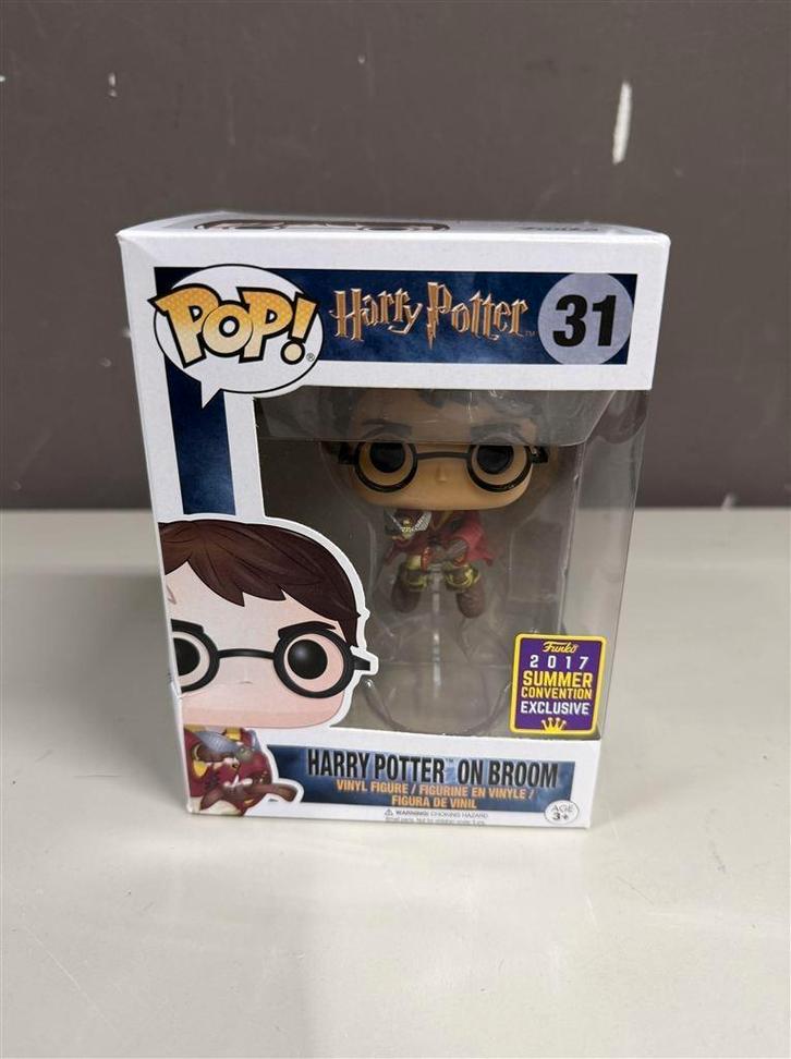 Funko Pop Harry Potter 31 Harry Potter On Broom 2017 SDCC Su, Verzamelen, Poppetjes en Figuurtjes, Nieuw, Ophalen of Verzenden