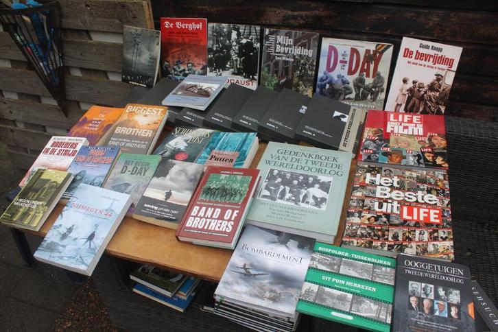 + Groot Lot Diverse Wo2 Boeken 31 Stuks +, Verzamelen, Militaria | Tweede Wereldoorlog, Boek of Tijdschrift, Ophalen of Verzenden