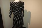 King Louie polkadot stretch jurk zwart wit stippen L, Kleding | Dames, Jurken, Verzenden, Zwart, Maat 42/44 (L), Zo goed als nieuw