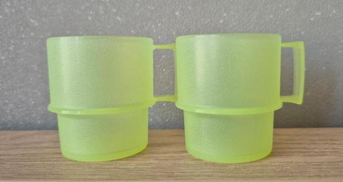 Tupperware mini bekertjes Hoogte 4,5cm Ø 4cm Groen 2x NIEUW, Huis en Inrichting, Keuken | Tupperware, Nieuw, Beker of Kan, Groen