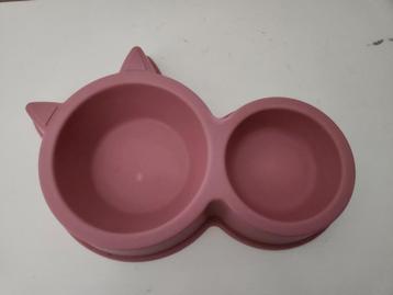 Kattenvoerbak/drinkbak beschikbaar voor biedingen