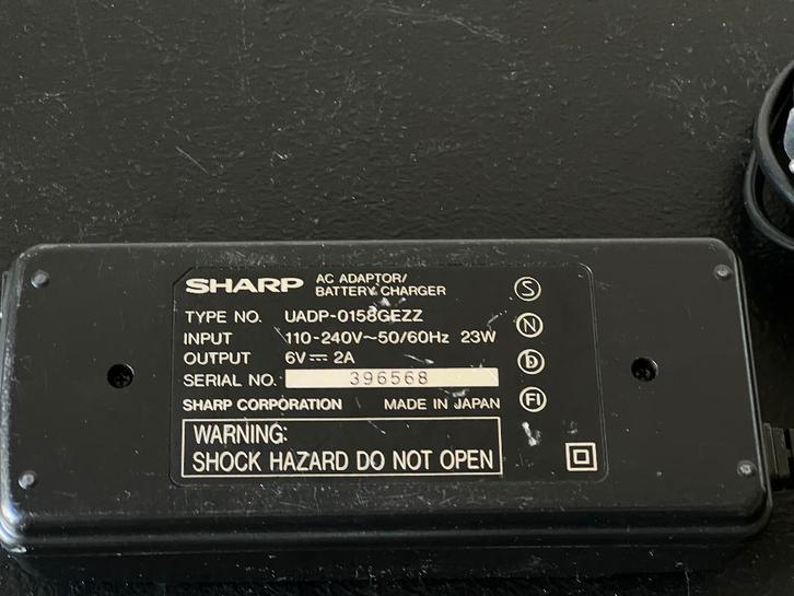 sharp UADP-0158GEZZ AC adaptor accu lader, Audio, Tv en Foto, Accu's en Batterijen, Gebruikt, Ophalen of Verzenden