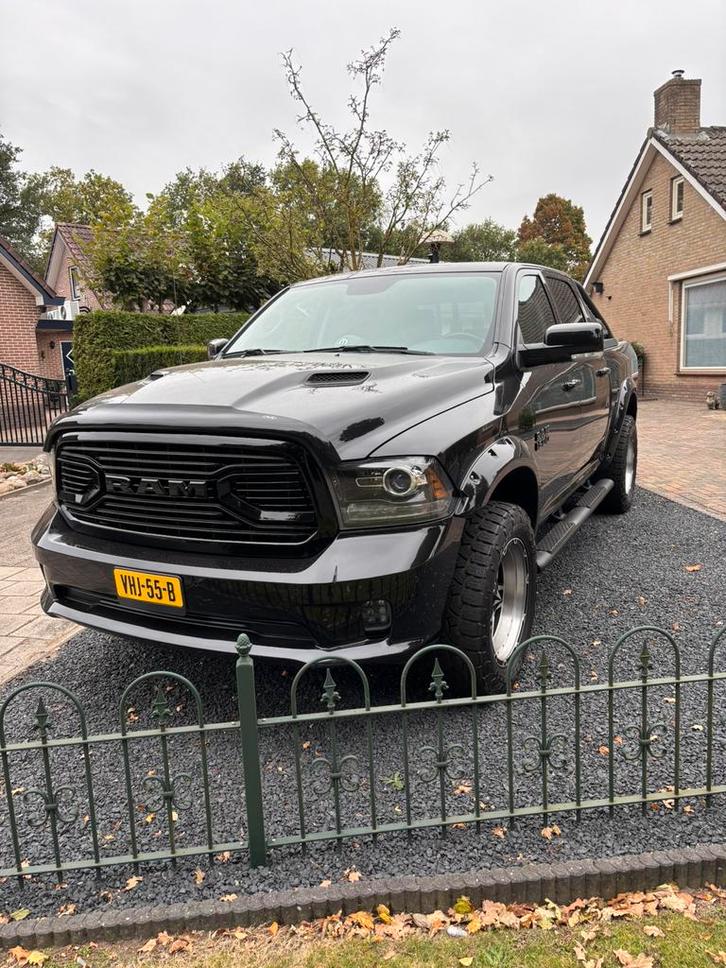 Dodge Ram 1500, Auto's, Dodge, Particulier, Te koop, RAM 1500, 4x4, Achteruitrijcamera, Climate control, Elektrische buitenspiegels