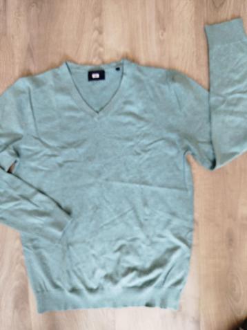Super mooie nieuwe heren Shirt Maat L. beschikbaar voor biedingen