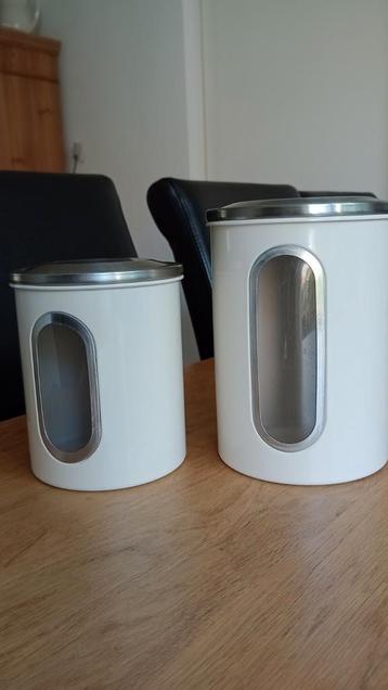2 metalen voorraadbussen met venster - gratis op te halen  beschikbaar voor biedingen