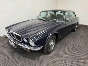 Jaguar - XJ 6 - 4.2 L series 2 automatic - longdoor - Oldtim beschikbaar voor biedingen