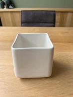 Witte vierkante vaas, Huis en Inrichting, Gebruikt, Wit, Aardewerk of Porselein, Ophalen of Verzenden