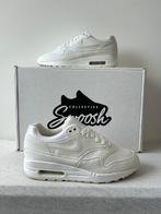 Nike Air Max 1 Triple White (EU 37,5), Wit, Nike, Ophalen of Verzenden, Sneakers of Gympen