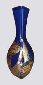Vintage Chinese porseleinen vaas met pauwdecoratie, Ophalen