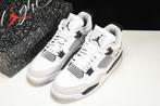 Jordan 4 Retro Military Black, Ophalen of Verzenden, Nieuw, Wit