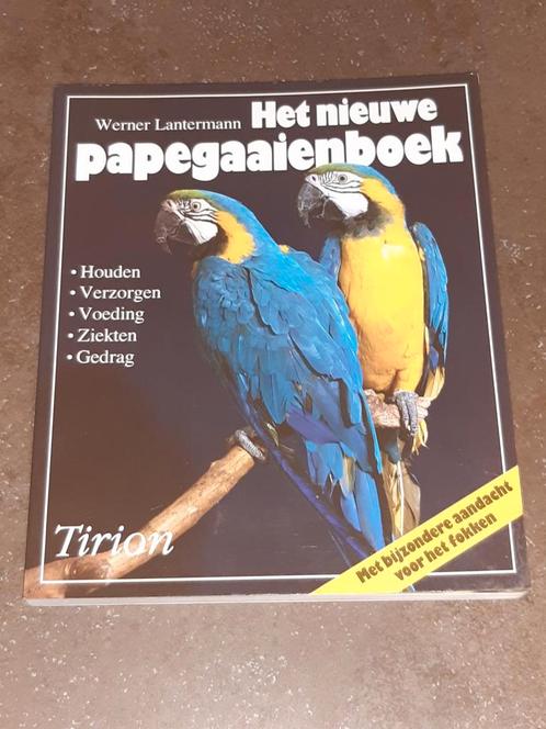 Het nieuwe papegaaien boek nieuwstaat Tirion, Boeken, Dieren en Huisdieren, Zo goed als nieuw, Katten, Ophalen of Verzenden
