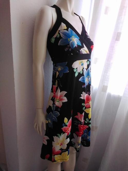 Super mooie crossbackdress King Louie travelstof S, Kleding | Dames, Jurken, Zo goed als nieuw, Maat 38/40 (M), Knielengte, Ophalen of Verzenden