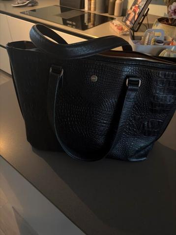 Fmme Laptoptas Dames Zwart Leer beschikbaar voor biedingen