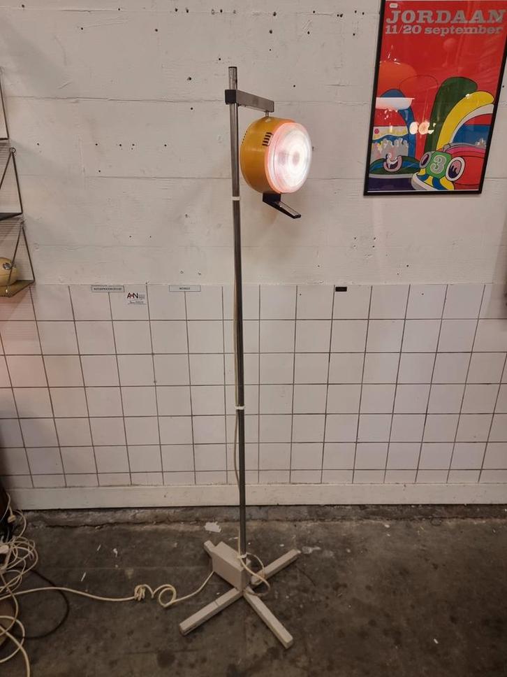 Vintage vloerlamp industrieel tandarts ziekenhuis lamp, Huis en Inrichting, Lampen | Vloerlampen, Gebruikt, Minder dan 100 cm