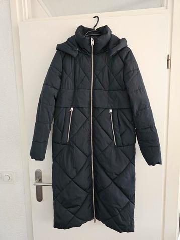 Esprit lange winterjas maat XS zwart beschikbaar voor biedingen