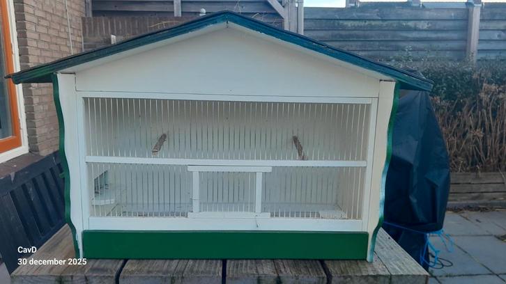 Te koop vogelhok, Dieren en Toebehoren, Vogels | Hokken en Kooien, Zo goed als nieuw, Vogelkooi, Hout, Ophalen
