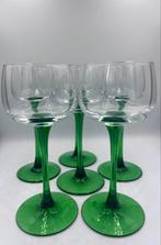 Set van 6 wijnglazen met groene voet (Luminarc), Overige typen, Ophalen of Verzenden, Zo goed als nieuw