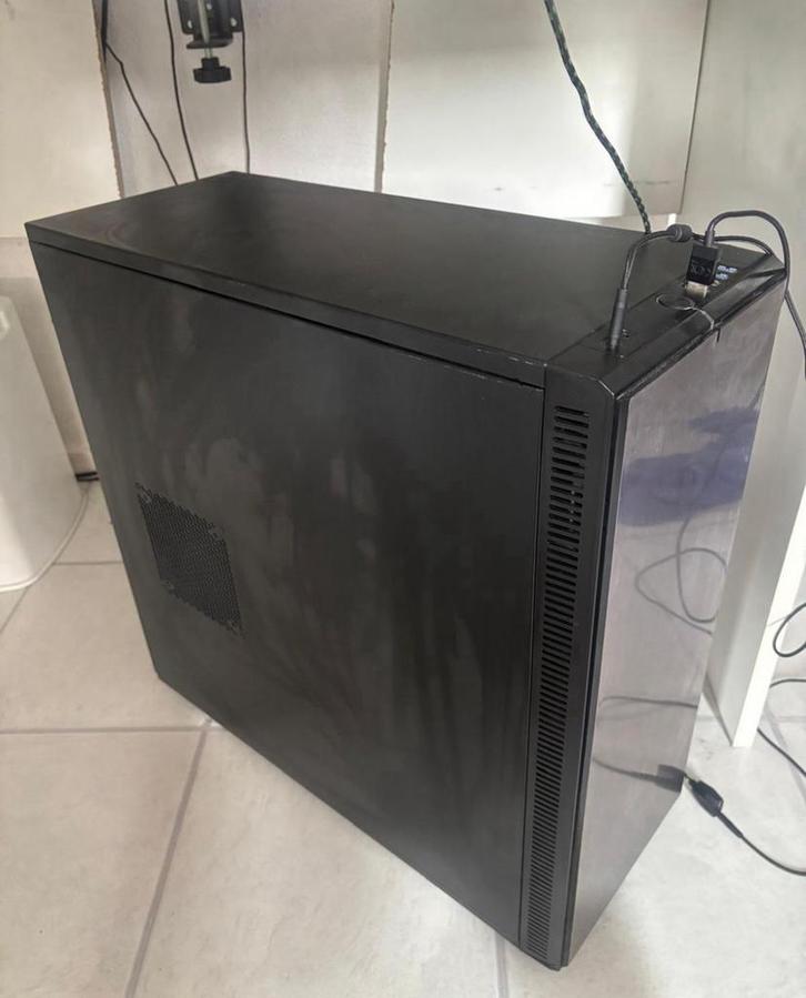 Game pc, Computers en Software, Desktop Pc's, Zo goed als nieuw, 3 tot 4 Ghz, HDD, SSD, 16 GB, Met videokaart, Gaming, Ophalen of Verzenden