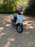 Zip 125 cc met pap !!, Fietsen en Brommers, Scooters | Piaggio, Ophalen of Verzenden, Zo goed als nieuw, Zip