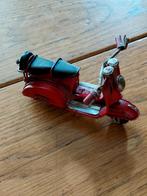 Blikken vintage scooter 1.12 voor poppenhuis, Ophalen of Verzenden, Nieuw, Poppenhuis
