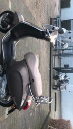 Zsm weg Mooie Vespa Primavera 50cc - Amper 9km!, Ophalen, Overige modellen, Maximaal 45 km/u, Zo goed als nieuw