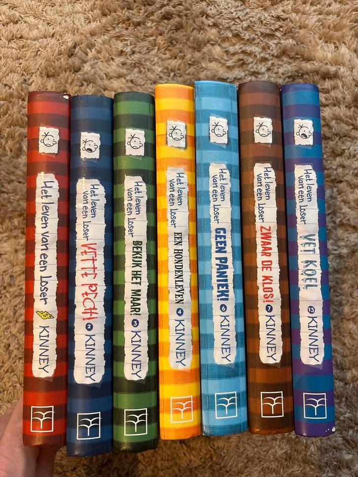 Het Leven van een Loser - deel 1, 2, 3, 4. ,6, 7, 13, Boeken, Kinderboeken | Jeugd | onder 10 jaar, Zo goed als nieuw, Fictie algemeen