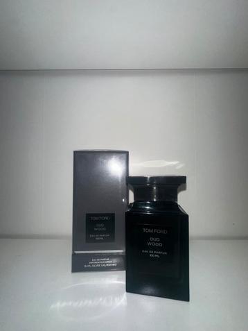 Oud Wood Tom Ford 100 ML beschikbaar voor biedingen
