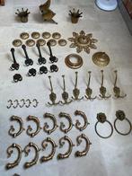 Koperen ornamenten, Ophalen