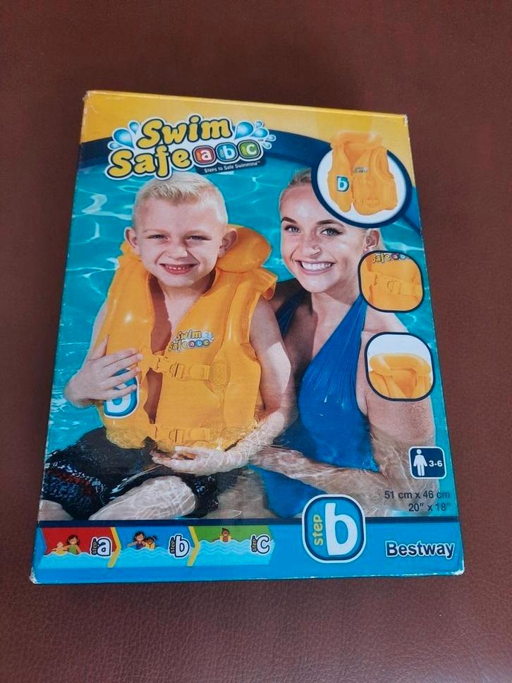 Zwemvest 3-6 jaar opblaasbaar, Kinderen en Baby's, Speelgoed | Badspeelgoed, Zo goed als nieuw, Ophalen of Verzenden