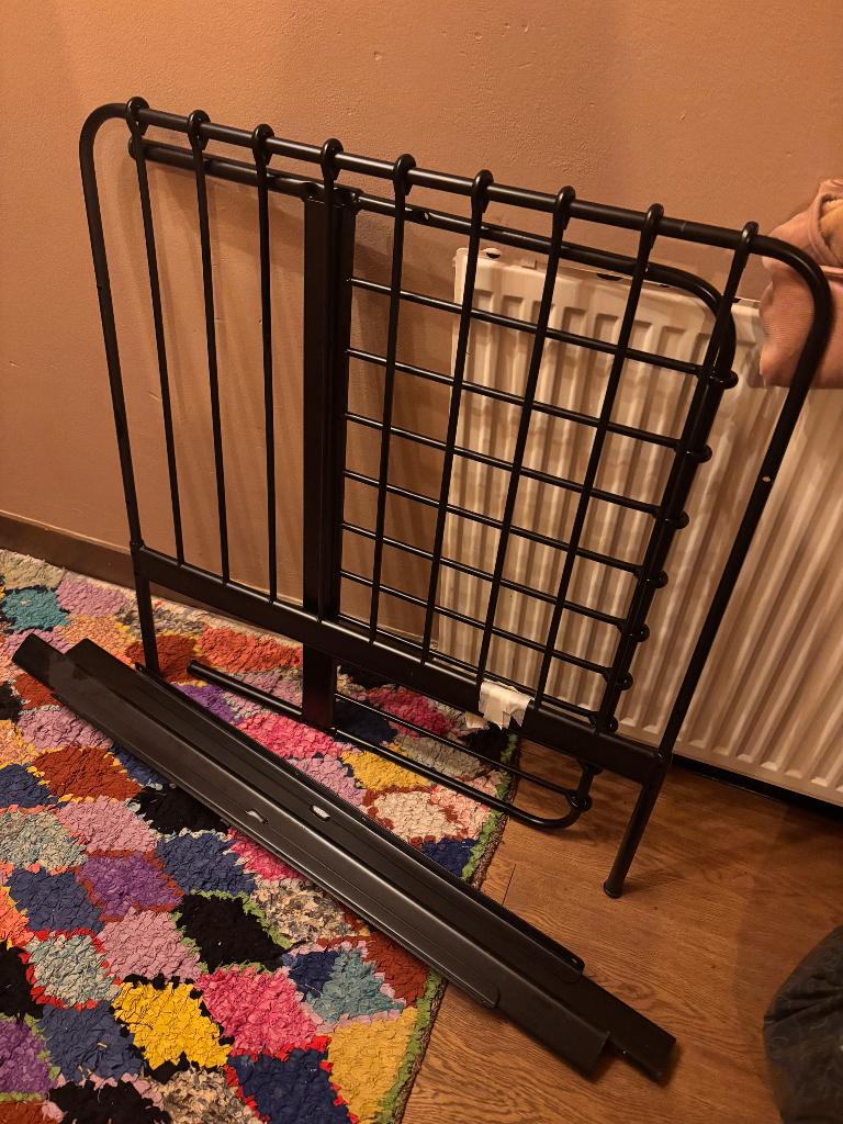 Peuter meegroeibed IKEA - MINNEN, Ophalen, 85 tot 100 cm, Zo goed als nieuw, Lattenbodem