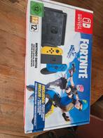Nintendo Switch Fortnite Wildcat edition, Spelcomputers en Games, Spelcomputers | Nintendo Switch, Ophalen, Zo goed als nieuw