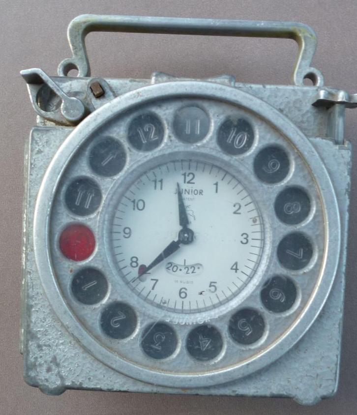 leuke ouderwetse stalen POST Duivenklok, Dieren en Toebehoren, Vogels | Duiven, Postduif