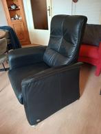 Wil je lekker comfortabel zitten met de feestdagen, Ophalen, Zo goed als nieuw, 75 tot 100 cm, Leer