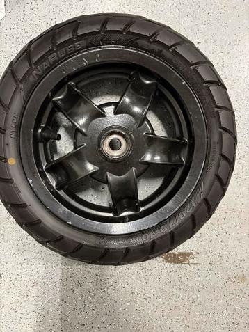 Achterband Zip - Lek beschikbaar voor biedingen