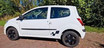 Renault Twingo 1.2 16V 2009 Wit Nwe distributie 155.000km! beschikbaar voor biedingen