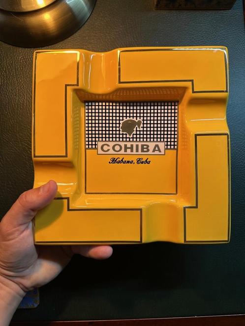 Cohiba - luxe asbak/ vierkant geel (NIEUW), Verzamelen, Rookartikelen, Aanstekers en Luciferdoosjes, Nieuw, Asbak, Ophalen of Verzenden