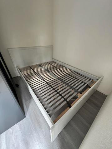 140x200 bedframe van Ikea  beschikbaar voor biedingen