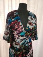 Prachtige lange getailleerde van veloursstof van Mango mt. M, Kleding | Dames, Ophalen of Verzenden, Zo goed als nieuw, Zwart