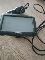Auto navigatie systeem.  Tom Tom. En Garmin met auto oplader, Auto diversen, Autonavigatie, Ophalen
