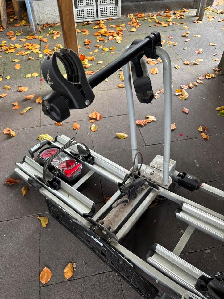 Fietsendrager, Auto diversen, Fietsendragers, Gebruikt, Trekhaakdrager, 2 fietsen, Elektrische fiets, Ophalen of Verzenden