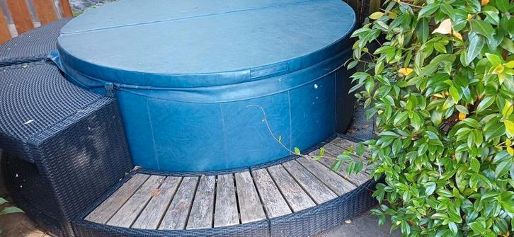 Jacuzzi merk softub, Tuin en Terras, Zwembaden, Zo goed als nieuw, Overige typen, Minder dan 80 cm, Minder dan 200 cm, Minder dan 200 cm